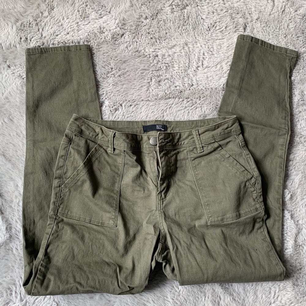 Khaki denim pants with stretch